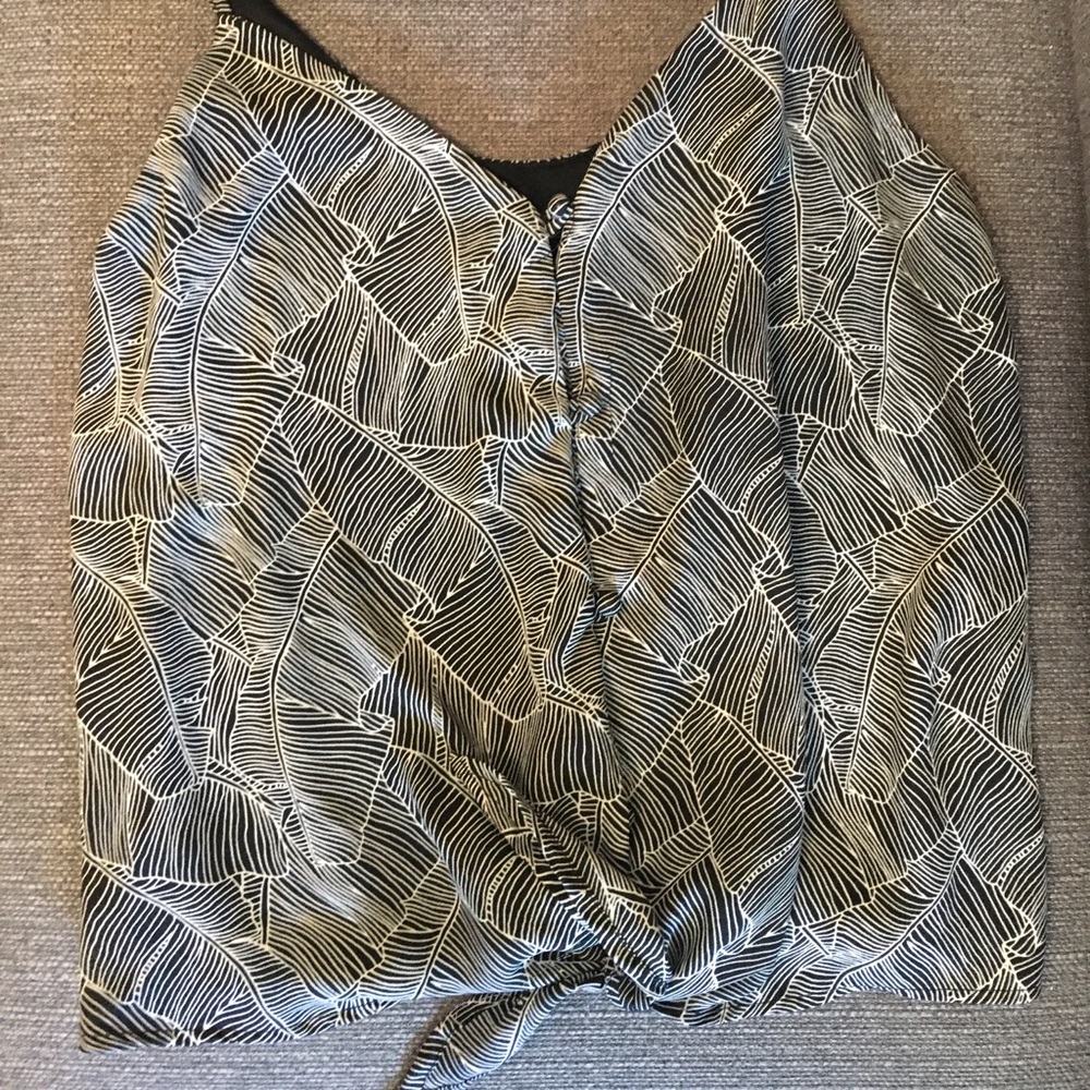 Button down tank top, front tie detail